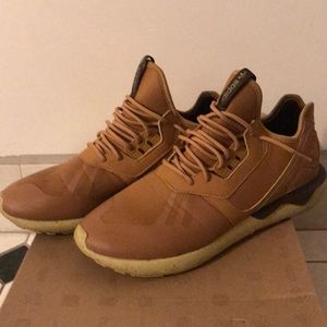 Adidas Tubular Radial